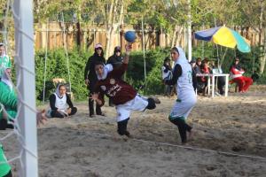 نتايج روز نخست مسابقات هندبال ساحلي نكوداشت اصفهان 